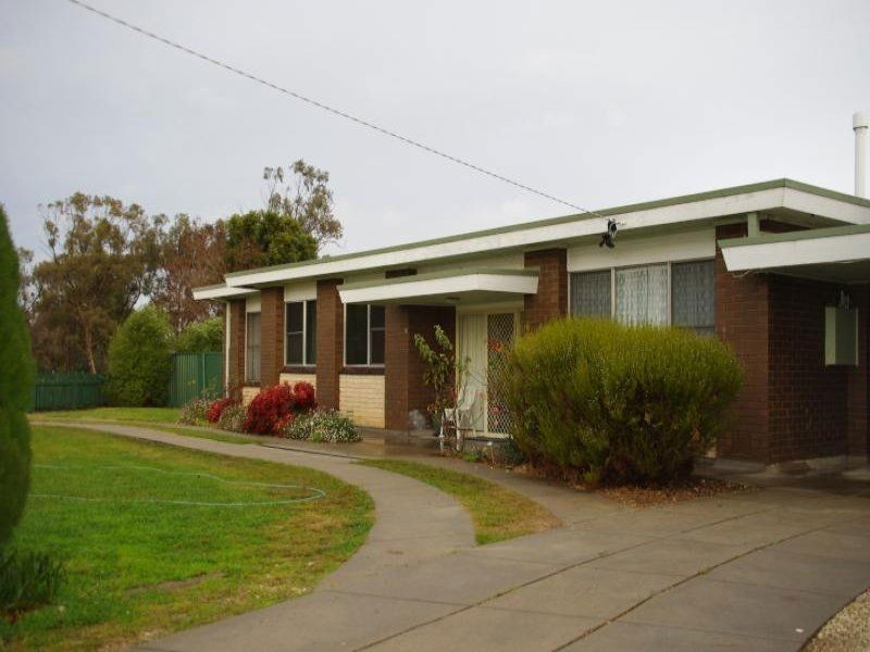 4 Hotchin Street, Katamatite VIC 3649