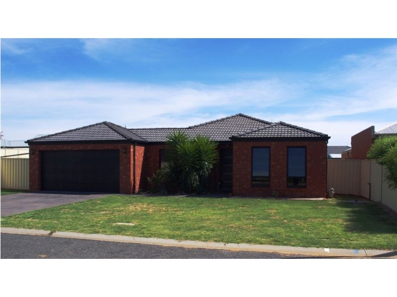7 Isabel Avenue, Barooga NSW 3644