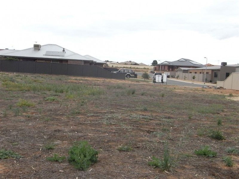 26 Rio Vista Court, Cobram East VIC 3644