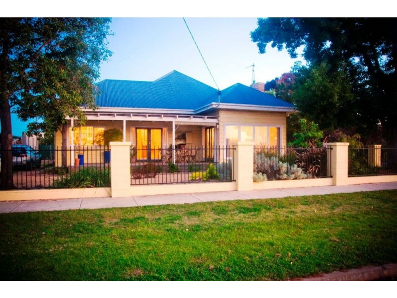 78 Queen Street, Cobram VIC 3644
