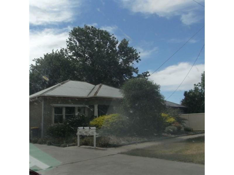 1/1 wirbill street, Cobram VIC 3644