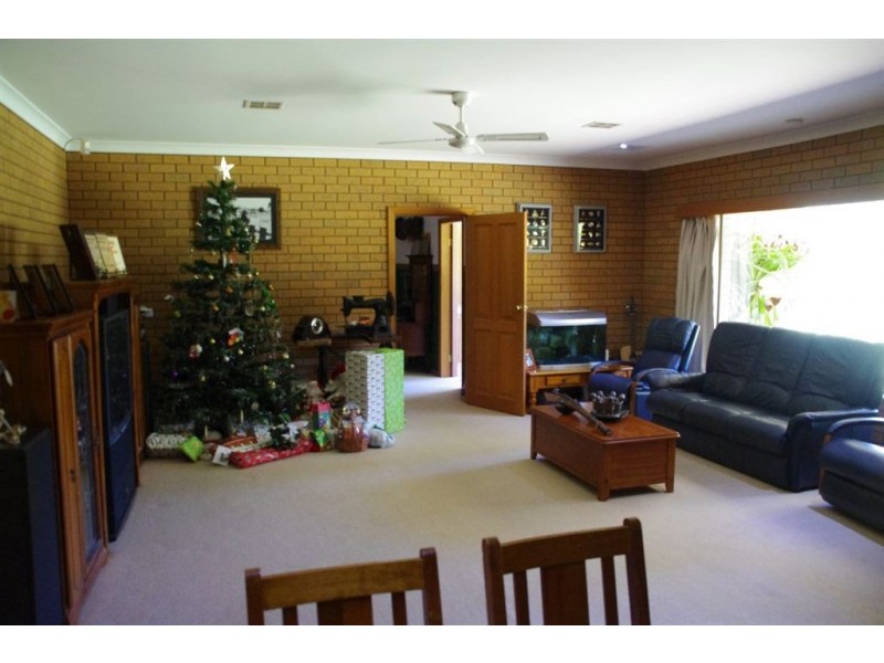 11 Catona Crescent, Cobram VIC 3644