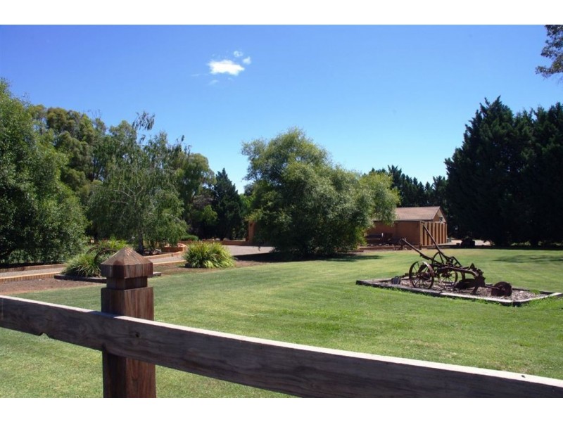 11 Catona Crescent, Cobram VIC 3644