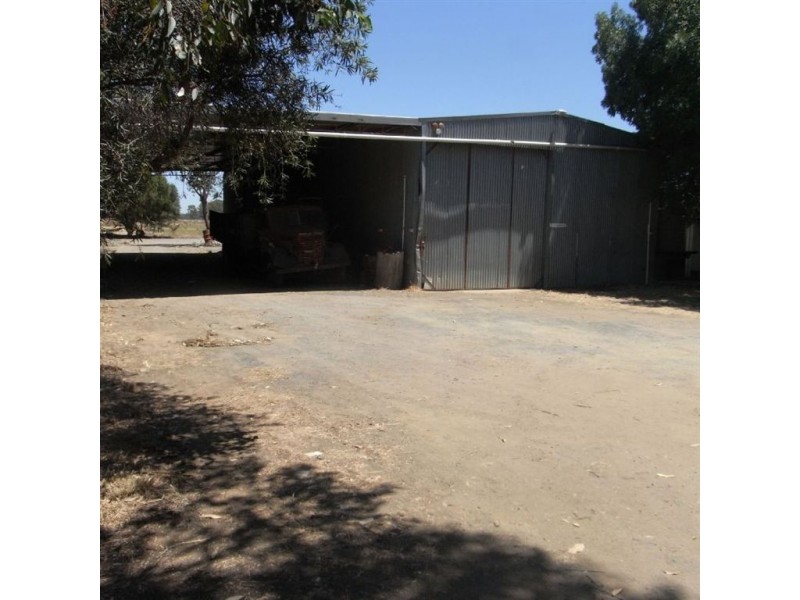 6843 Toc- Benalla Road, Koonoomoo VIC 3644