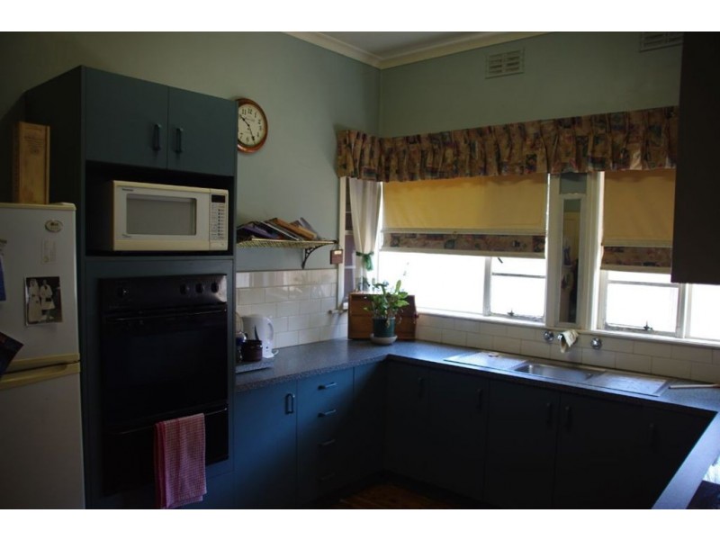 21 warkil street, Cobram VIC 3644