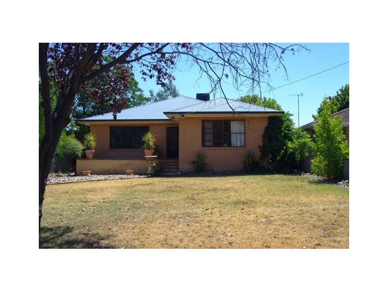 5 Lirrk Street, Cobram VIC 3644