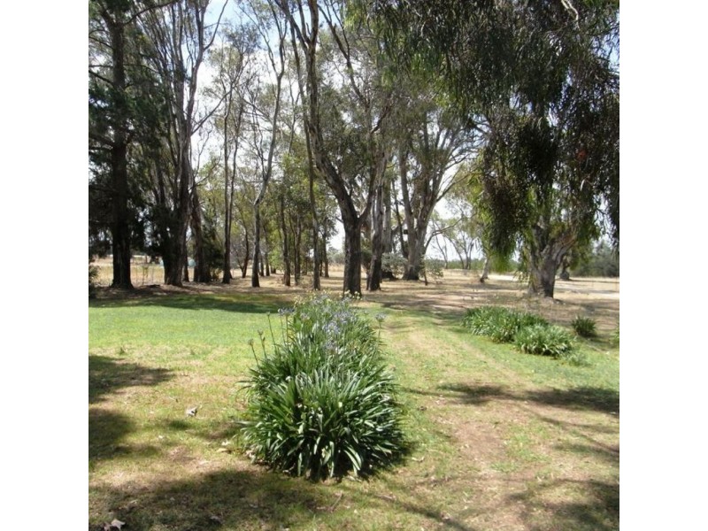 304 Maidment Road, Koonoomoo VIC 3644