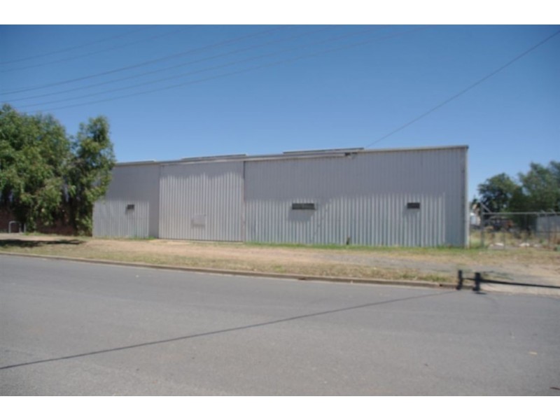 4 Jordan Street, Cobram VIC 3644