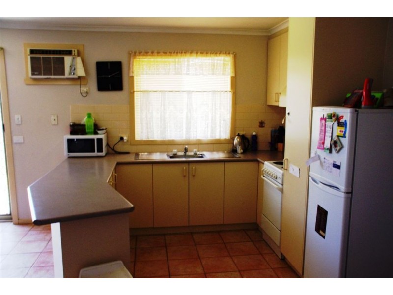 2/8 Waratah Court, Cobram VIC 3644