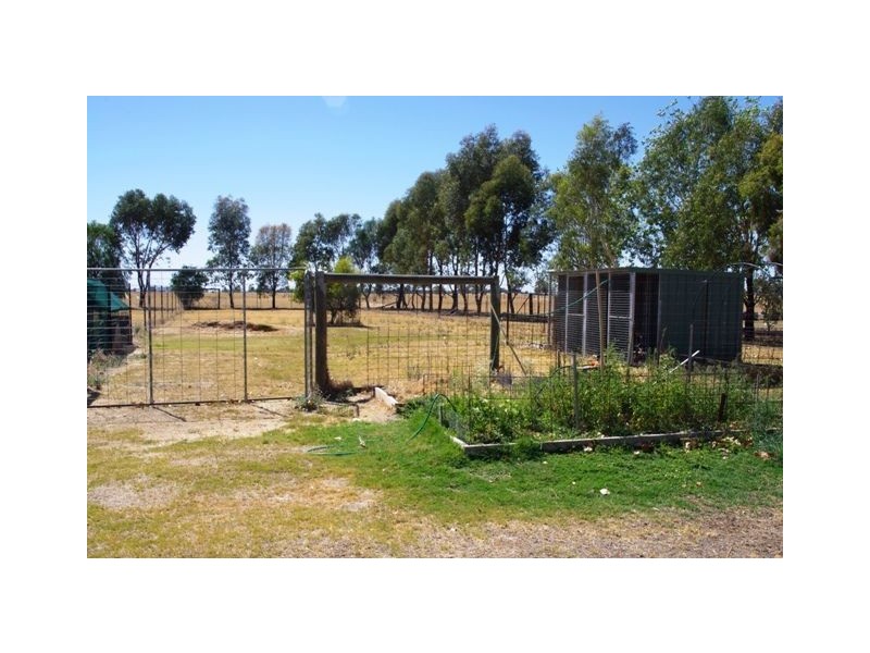 681 Chapel Road, Cobram East VIC 3644