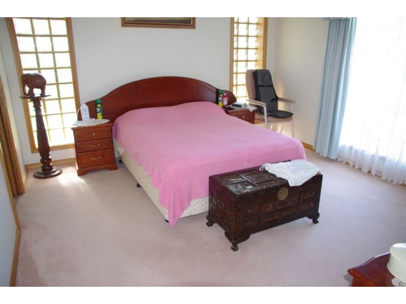 5 Lemon Grove, Cobram VIC 3644