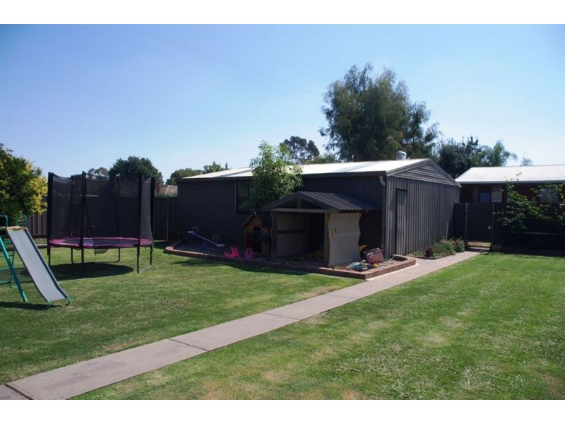 2A Amos Street, Yarroweyah VIC 3644
