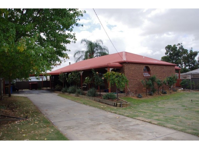 28 Kamarooka Street, Barooga NSW 3644