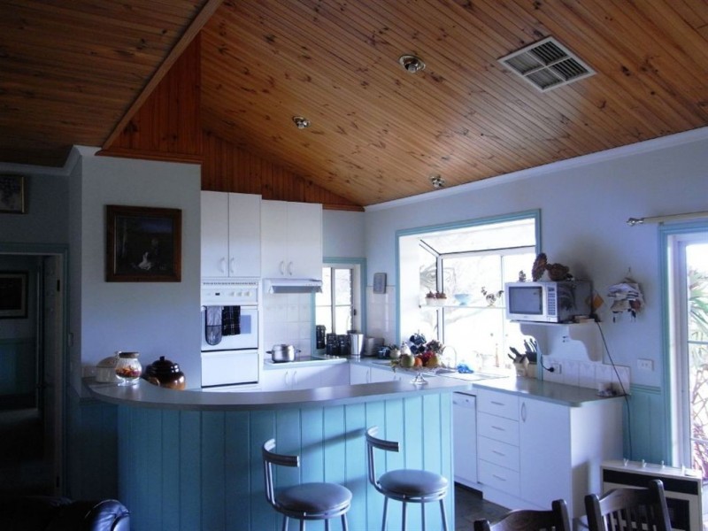 1588 Powerline Road, Boosey VIC 3730