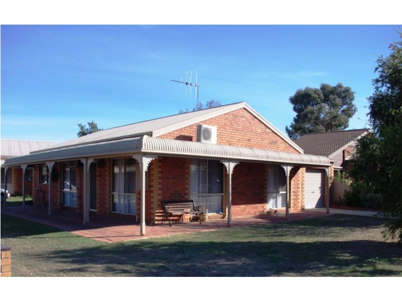 4/5 Sturt Street, Cobram VIC 3644