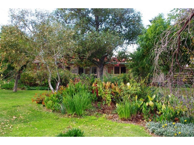 9 Manse Road, Cobram VIC 3644