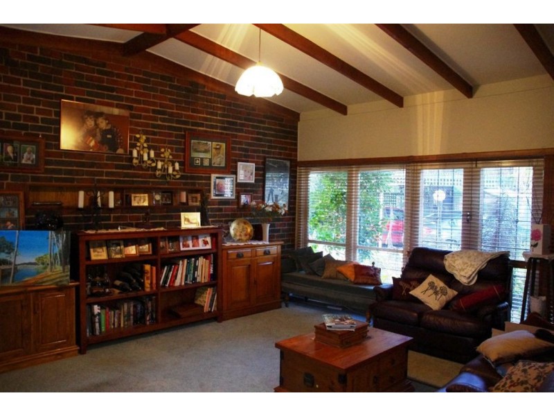 9 Manse Road, Cobram VIC 3644