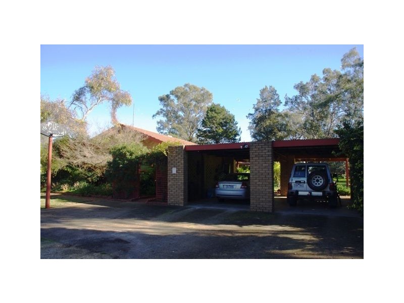 3836 Murray Valley Highway, Cobram VIC 3644