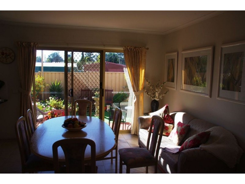 3/6-8 Campbell Road, Cobram VIC 3644