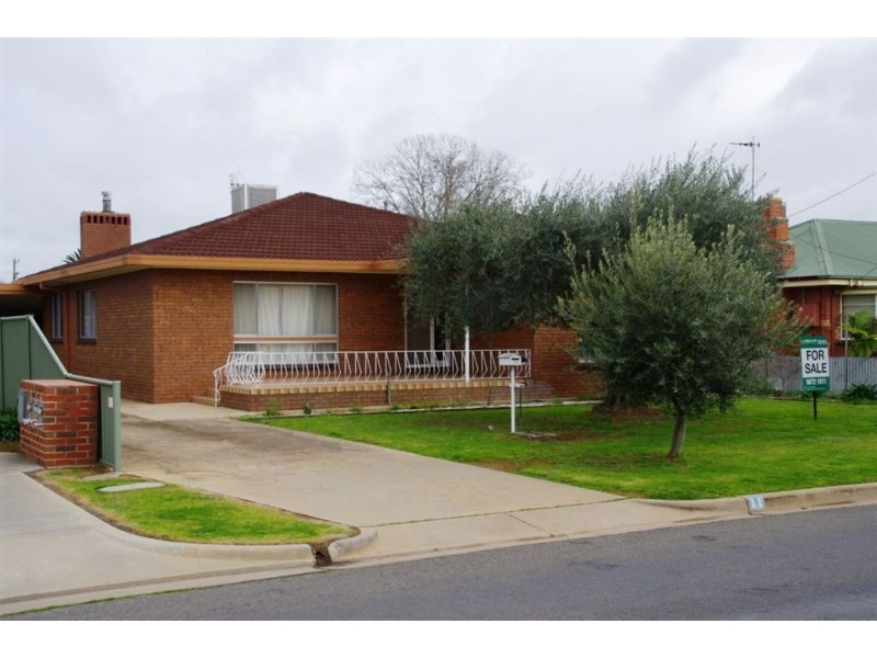 11 Wondah Street, Cobram VIC 3644