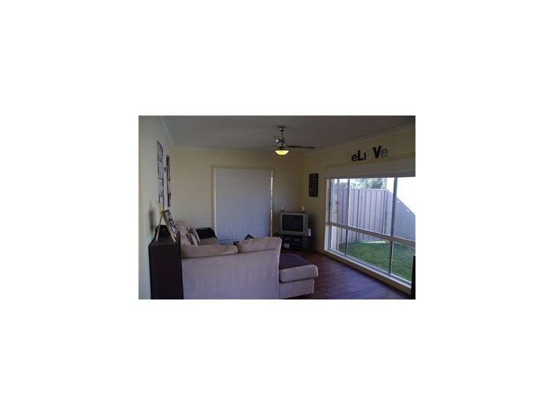 1/9 Lawson Drive, Cobram VIC 3644