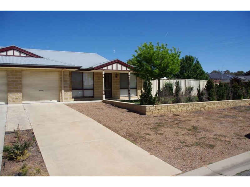 2 Victoria Ave, Barooga NSW 3644