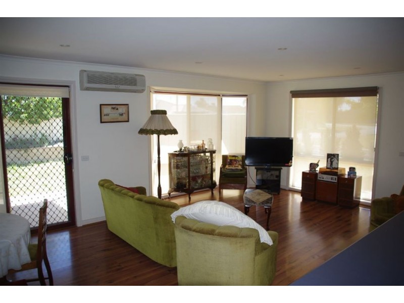 2 Victoria Ave, Barooga NSW 3644