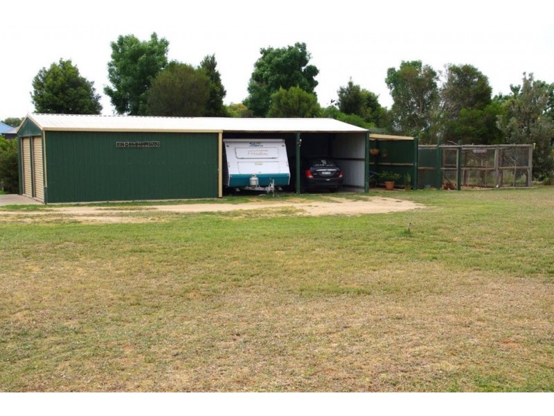199 Hughes Street, Barooga NSW 3644