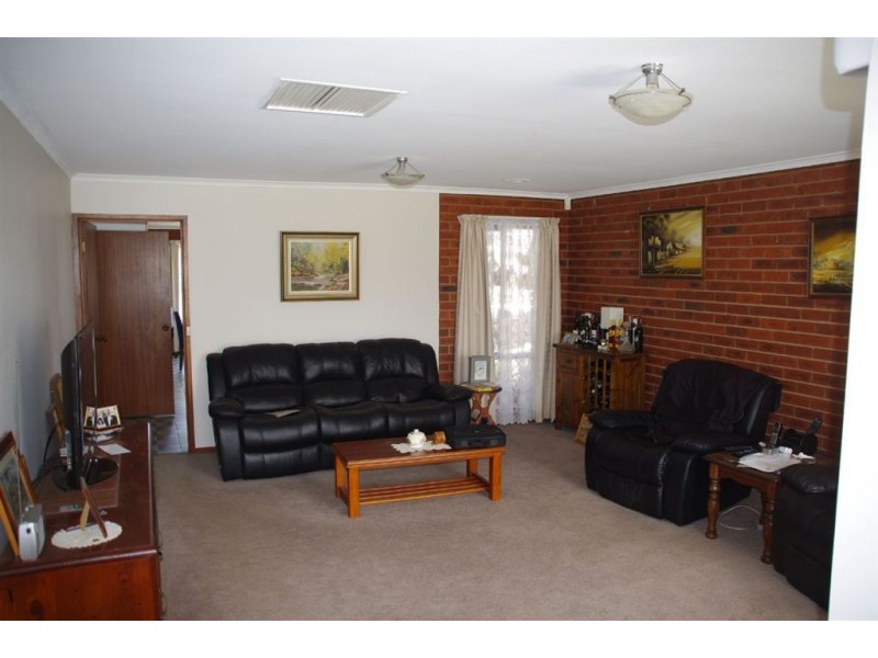 11 Hume Street, Cobram VIC 3644