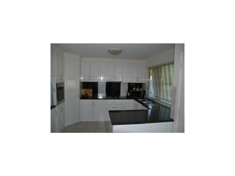 21 Glenavon Street, Cobram VIC 3644