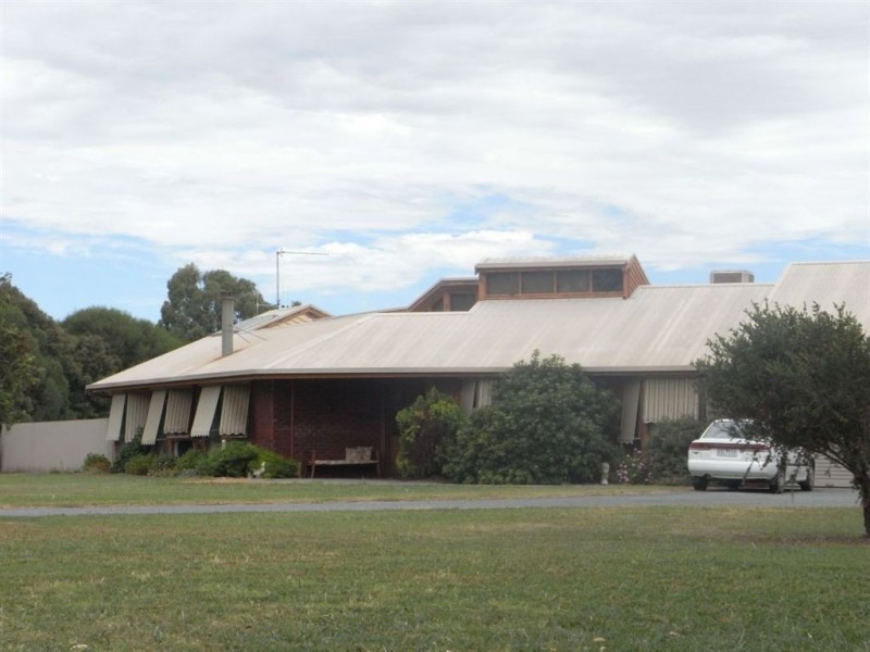 40 Catona Crescent, Cobram VIC 3644