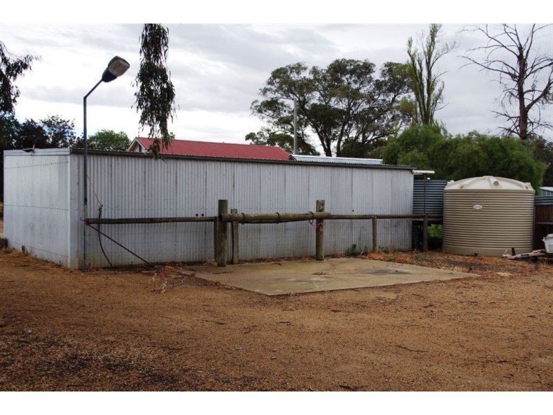 7 Ross Road, Katamatite VIC 3649