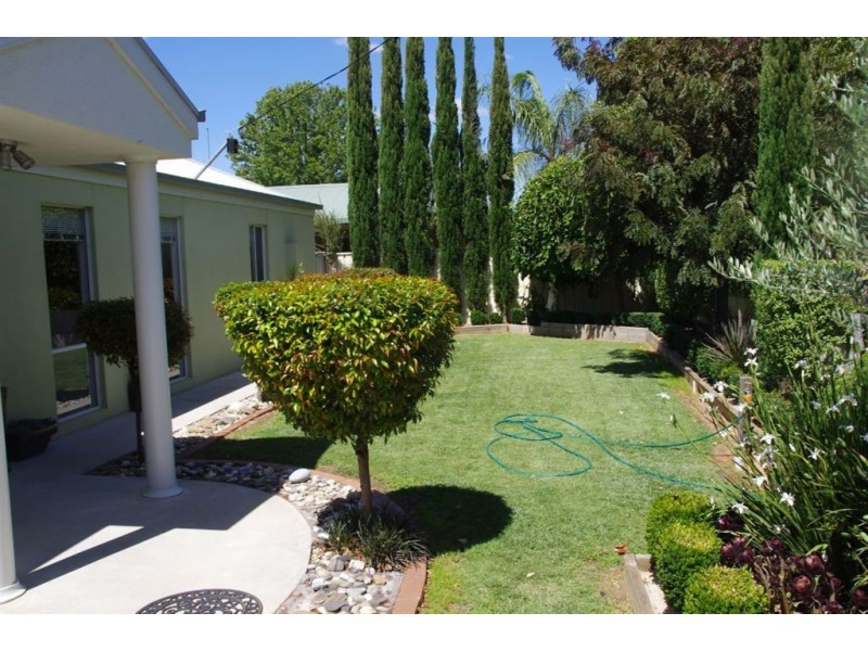 5a Boorin Street, Cobram VIC 3644