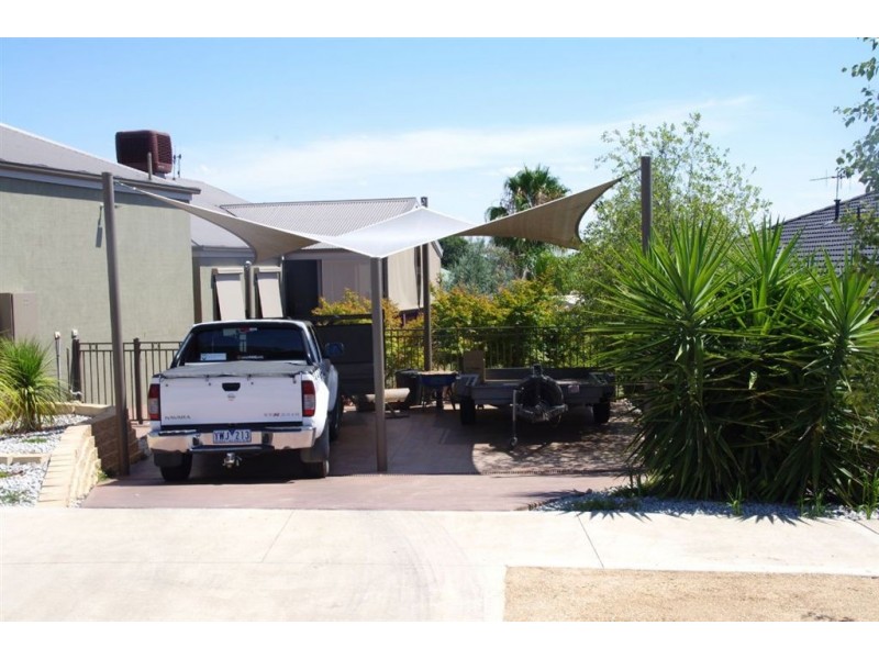 26 Apricot Circuit, Cobram VIC 3644