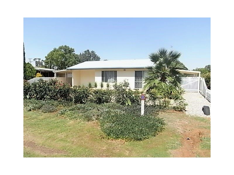 30 Goorong St, Katamatite VIC 3649
