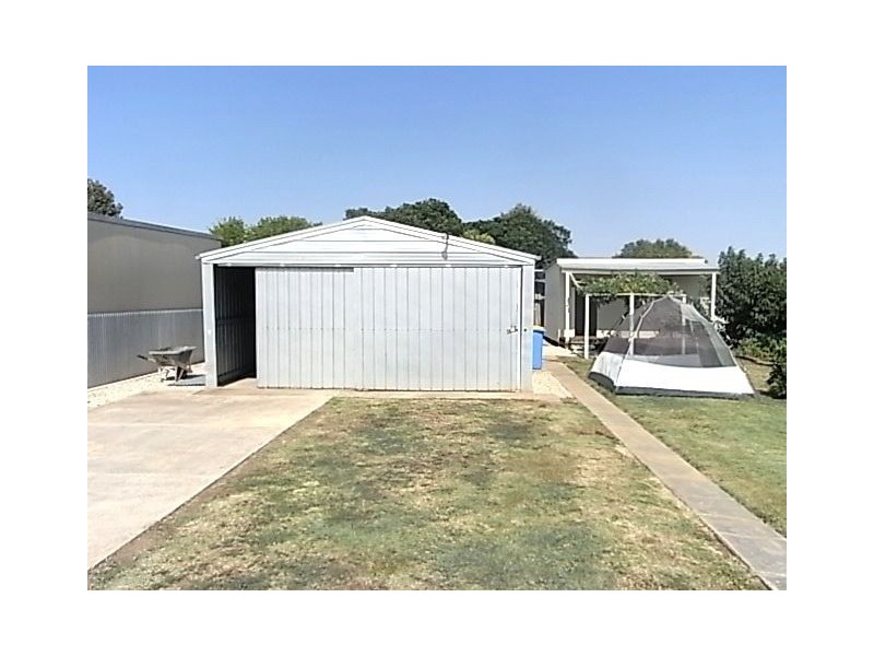 30 Goorong St, Katamatite VIC 3649