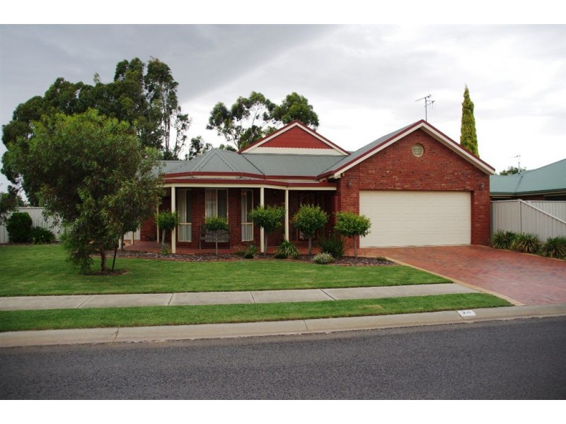 24 Anvil Street, Cobram VIC 3644