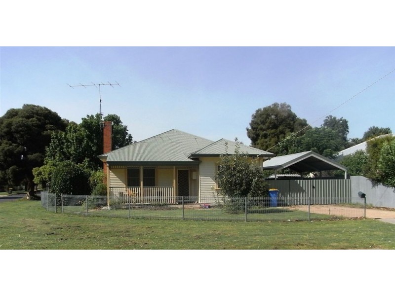 18 Elizabeth Street, Cobram VIC 3644