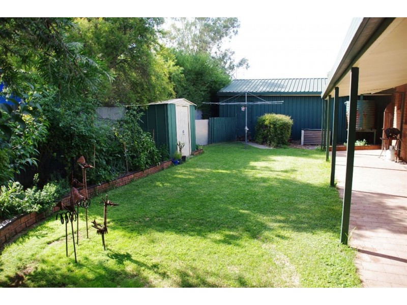 61 Collie Street, Barooga NSW 3644