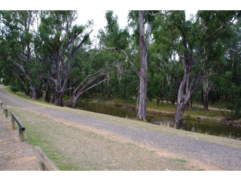 2 Gormley Court, Barooga NSW 3644