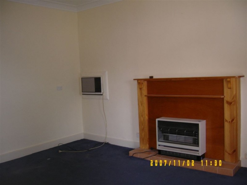 8 Mookarii Street, Cobram VIC 3644