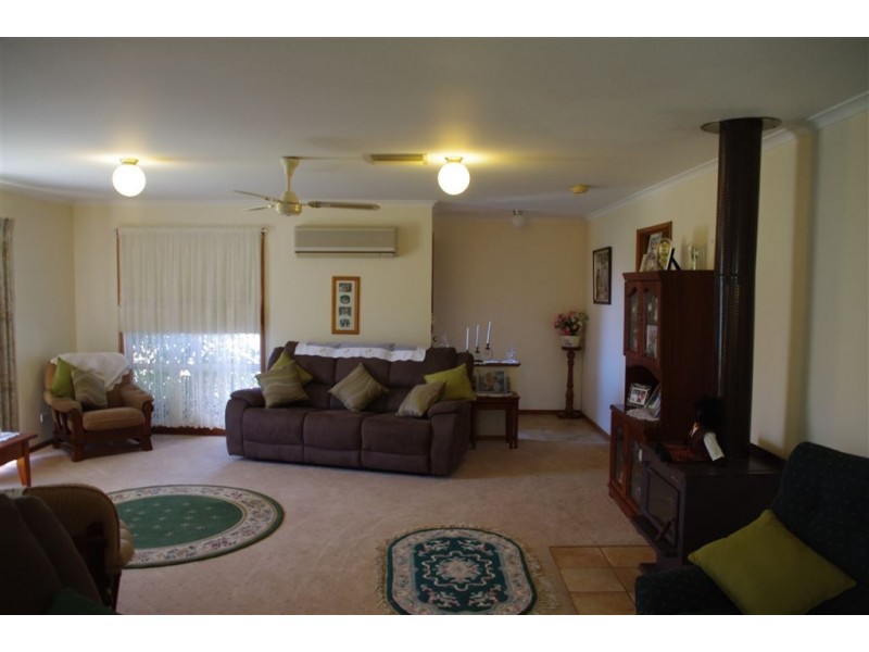 15 Anvil Street, Cobram VIC 3644