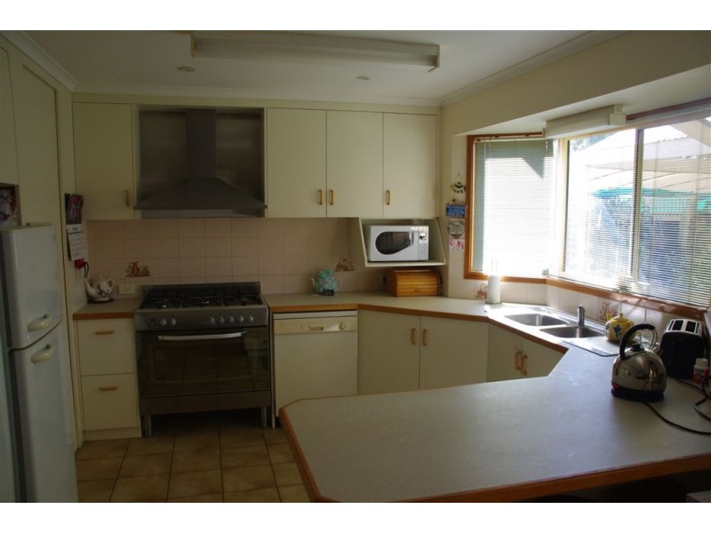 15 Anvil Street, Cobram VIC 3644