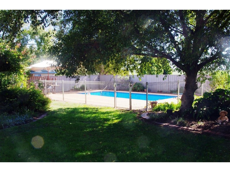 9 Cemetery Road, Cobram East VIC 3644