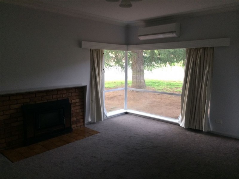 18 Churr Street, Cobram VIC 3644