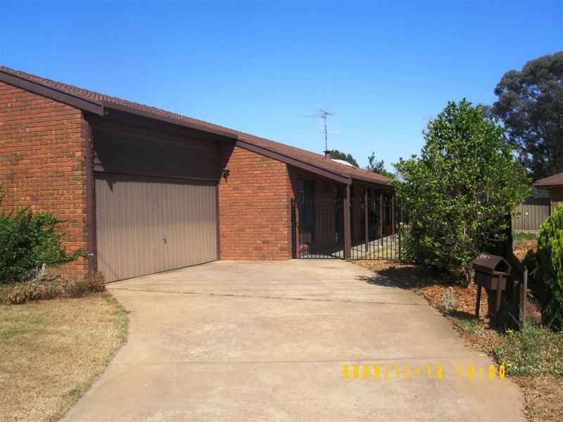 12 Hovell Court, Cobram VIC 3644
