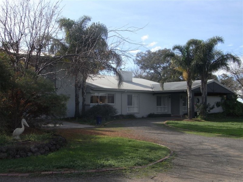 4072 Murray Valley Highway, Cobram VIC 3644