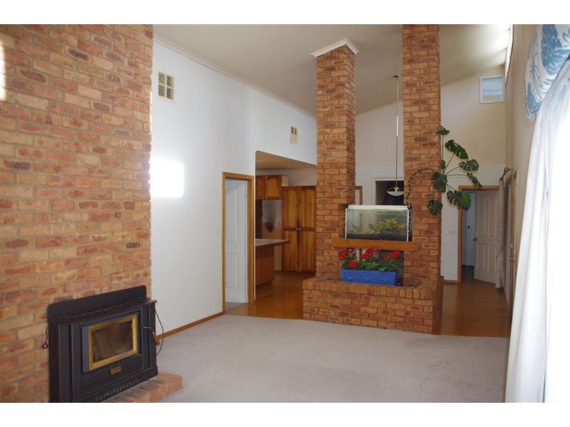 4072 Murray Valley Highway, Cobram VIC 3644