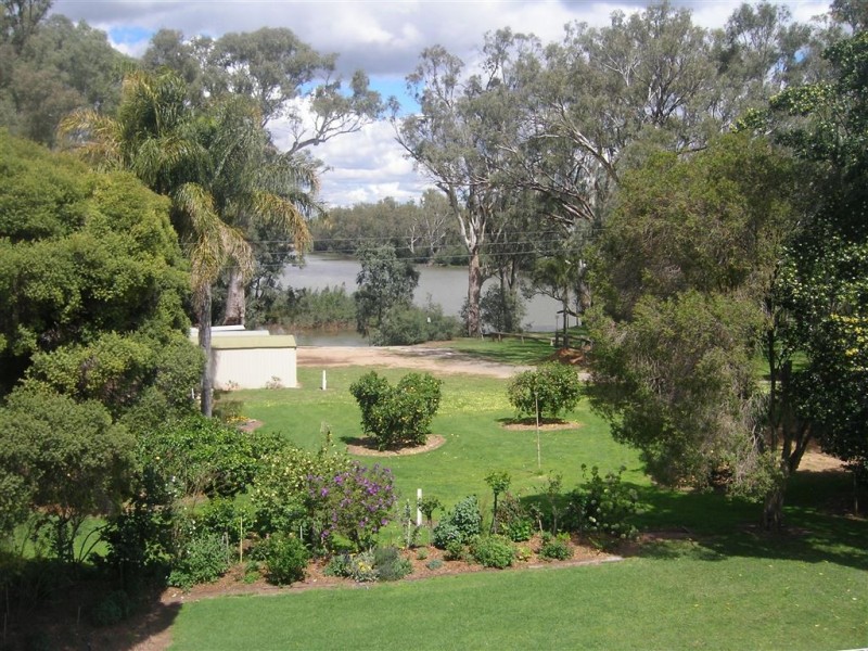 27 Murray Riverside Village, Tocumwal NSW 2714