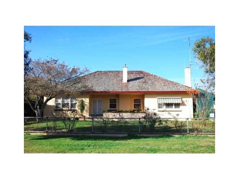 22 Warkil Street, Cobram VIC 3644